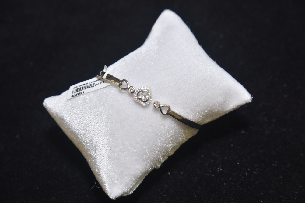 bracelets image 27