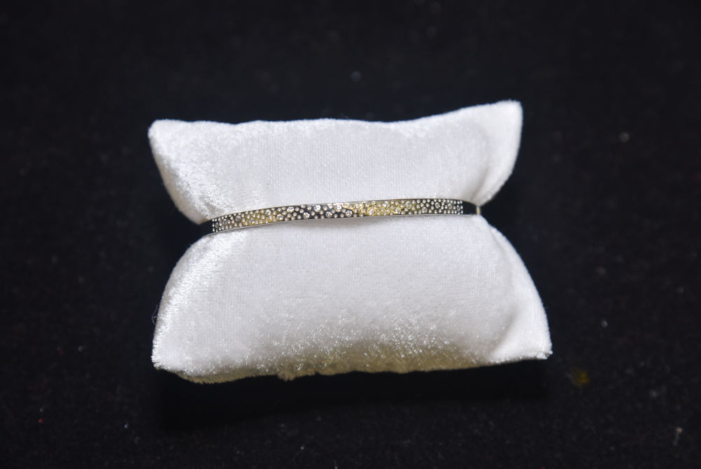 bracelets image 30