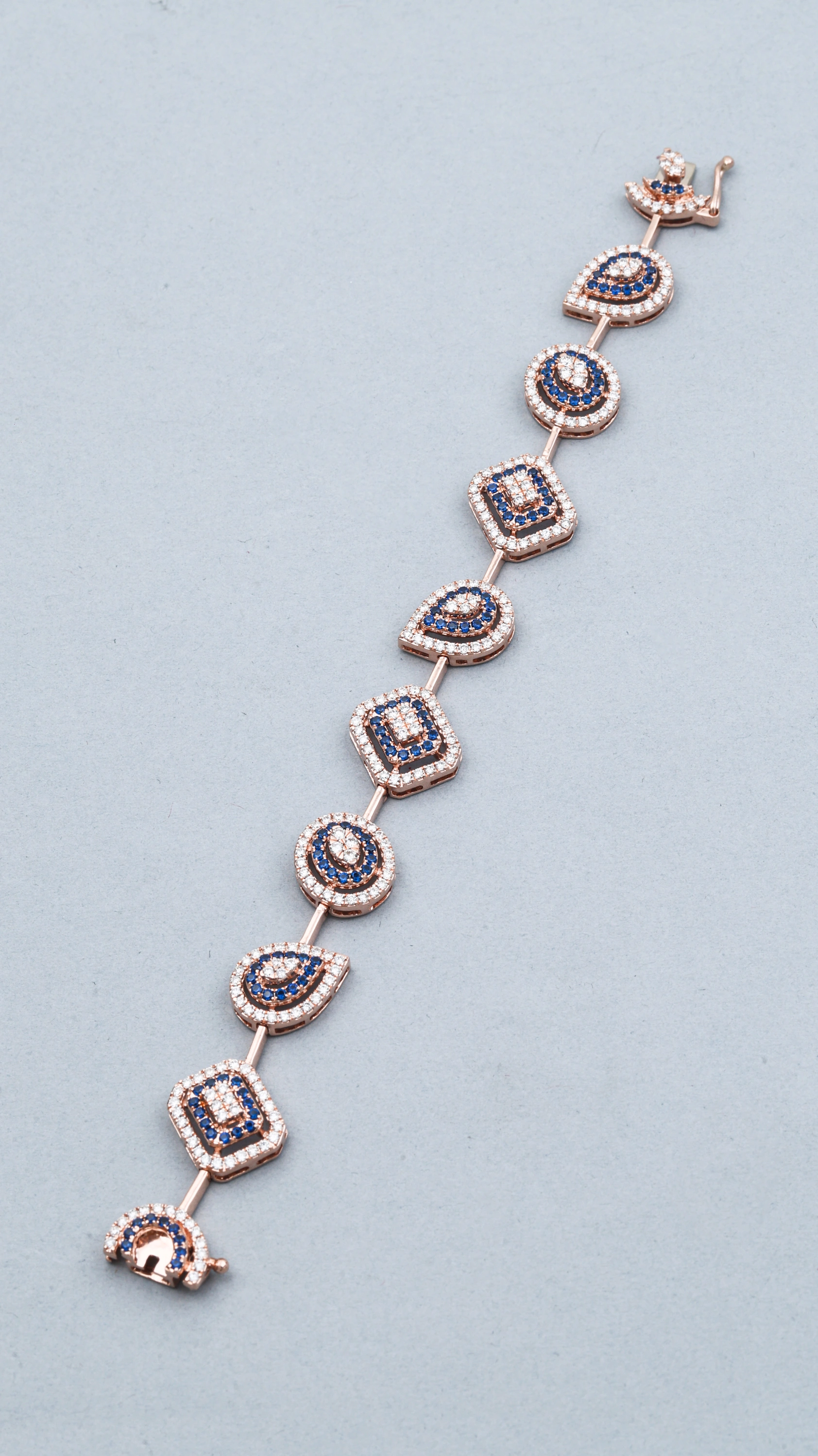 bracelets 26