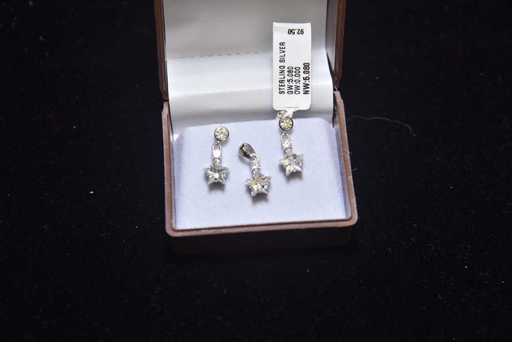 earrings image 1