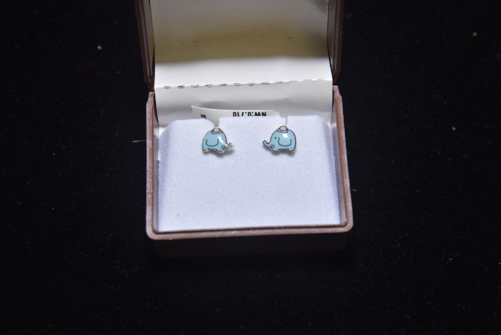 earrings image 18