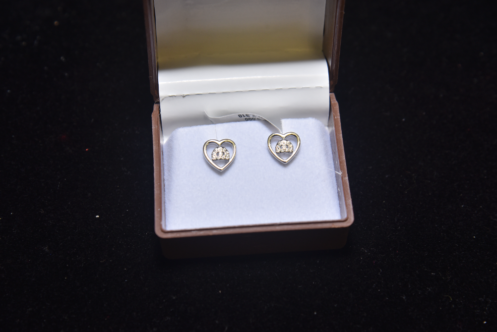earrings image 4