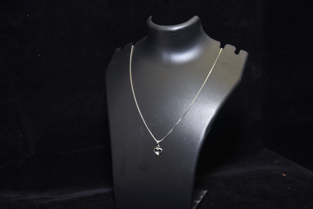 necklace image 9